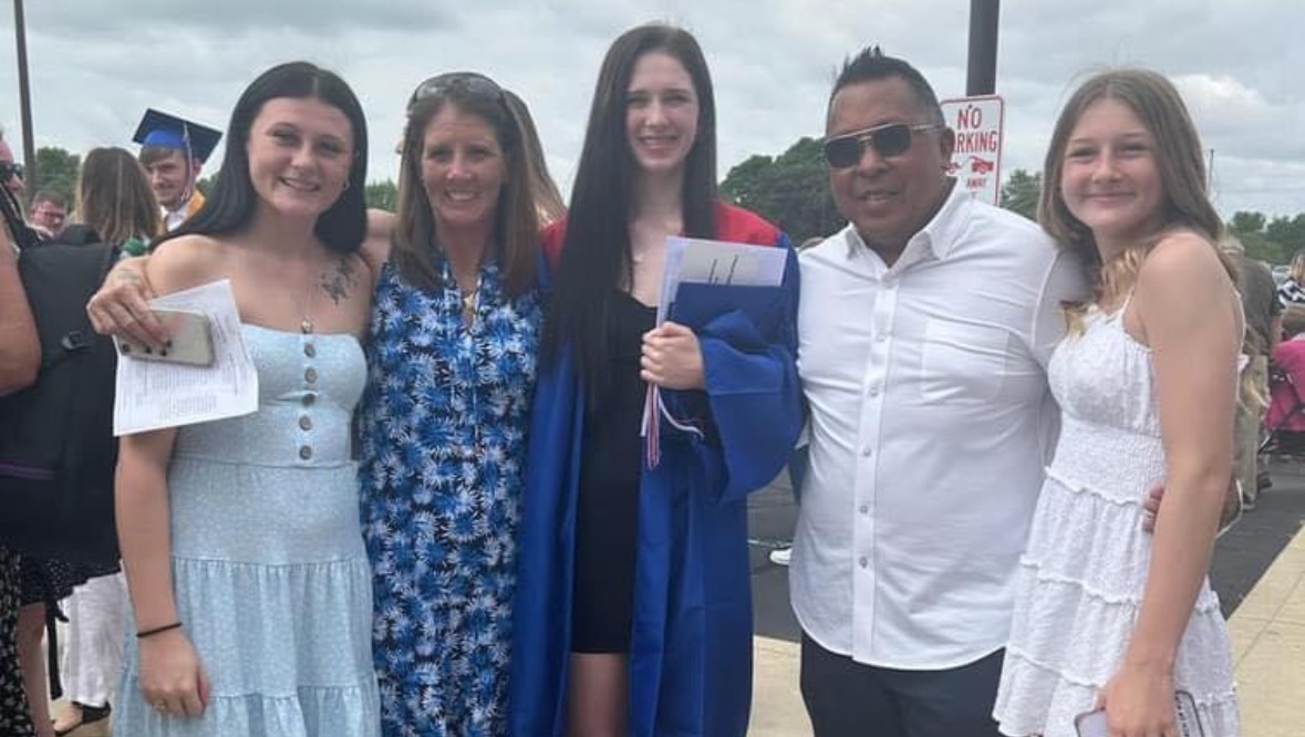 Help Nicole's Loved Ones in Their Time of Need photo