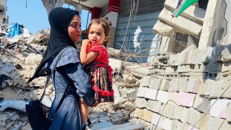 Help Ansam and her family survive Gaza photo