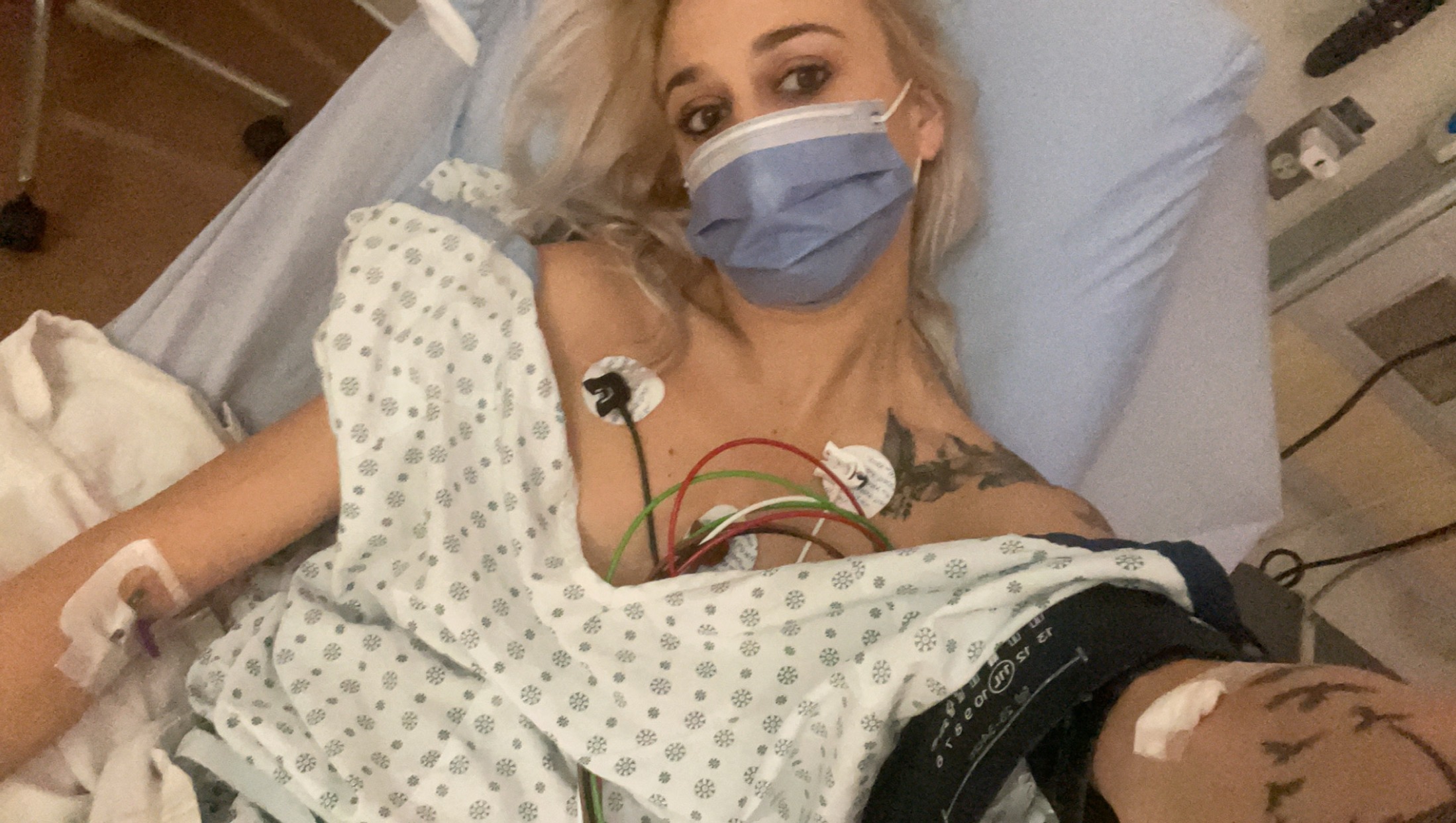 Help me get Larissa the STEM CELL therapy she needs please! photo