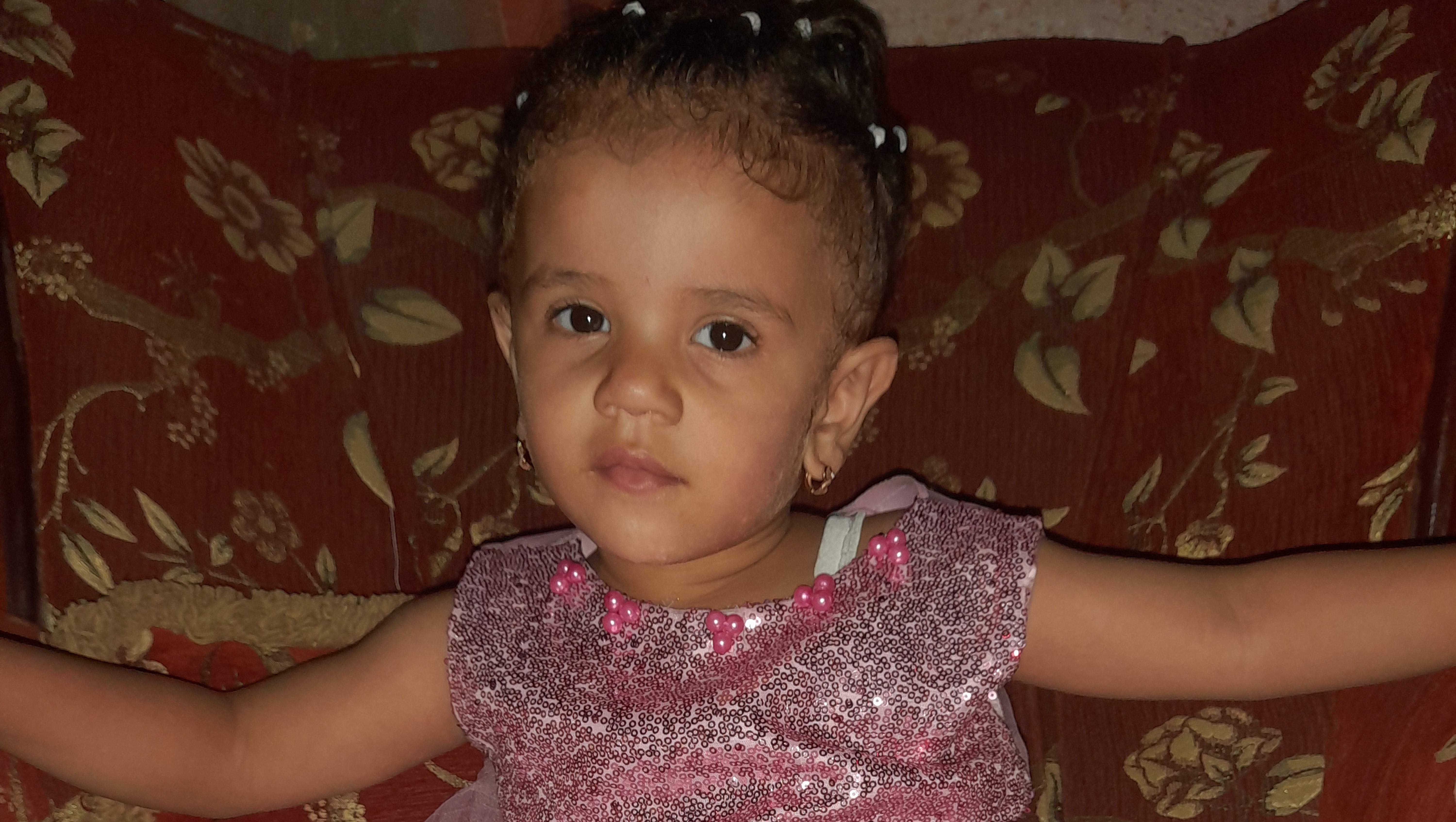 Support Reem and her four children to rebuild their lives. photo