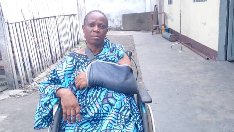 Donate for Jeanne Mbuyi's Cancer Care photo