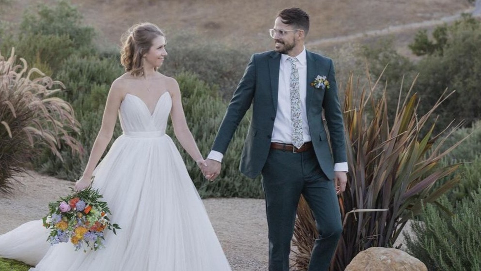 Rebuild Britt and Jaime's Wedding Memories - Mountain Fire foto