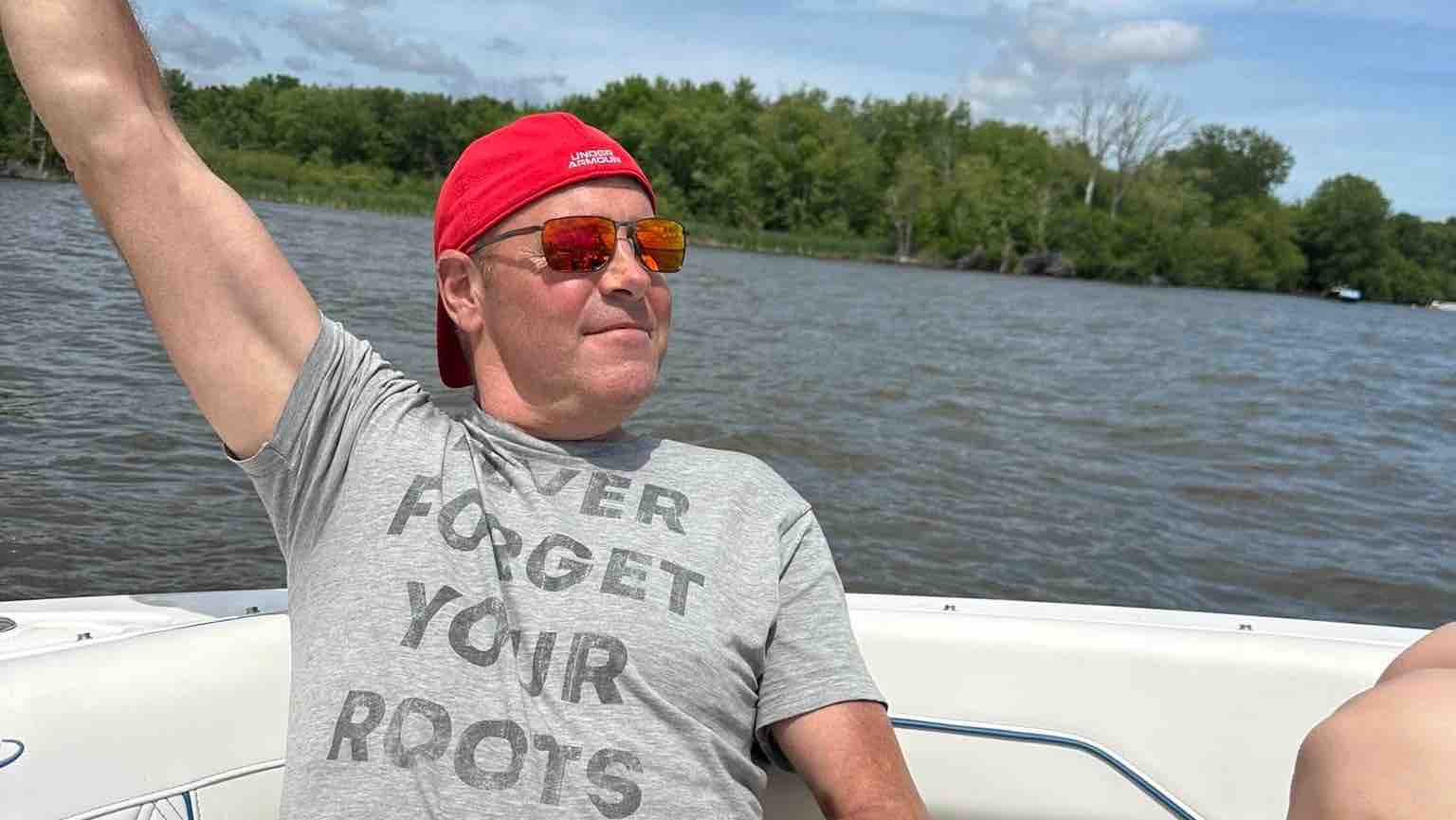 Help the guy who helps everybody - Beat cancer! photo