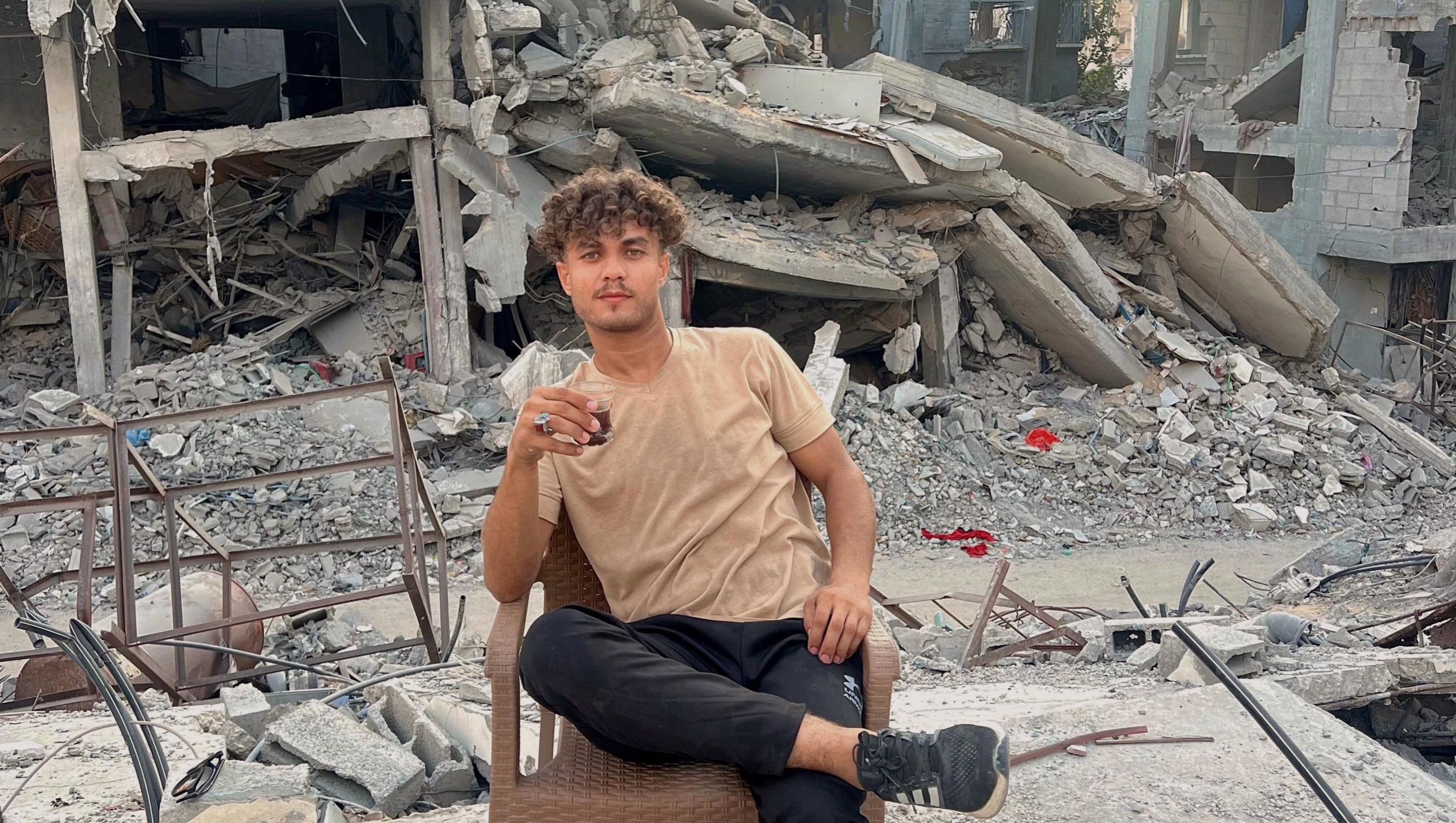 ‏Help me rebuild my life after losing everything in Gaza photo