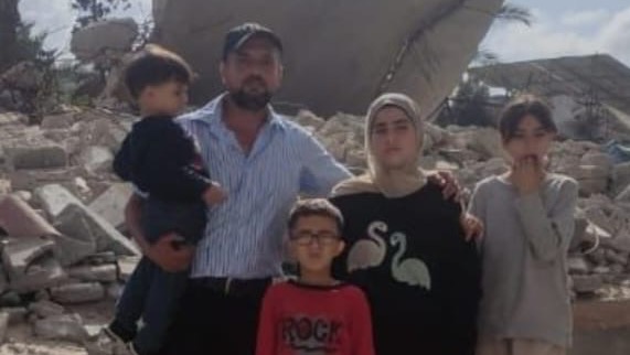 Help Ashraf and Doaa rebuild their lives photo