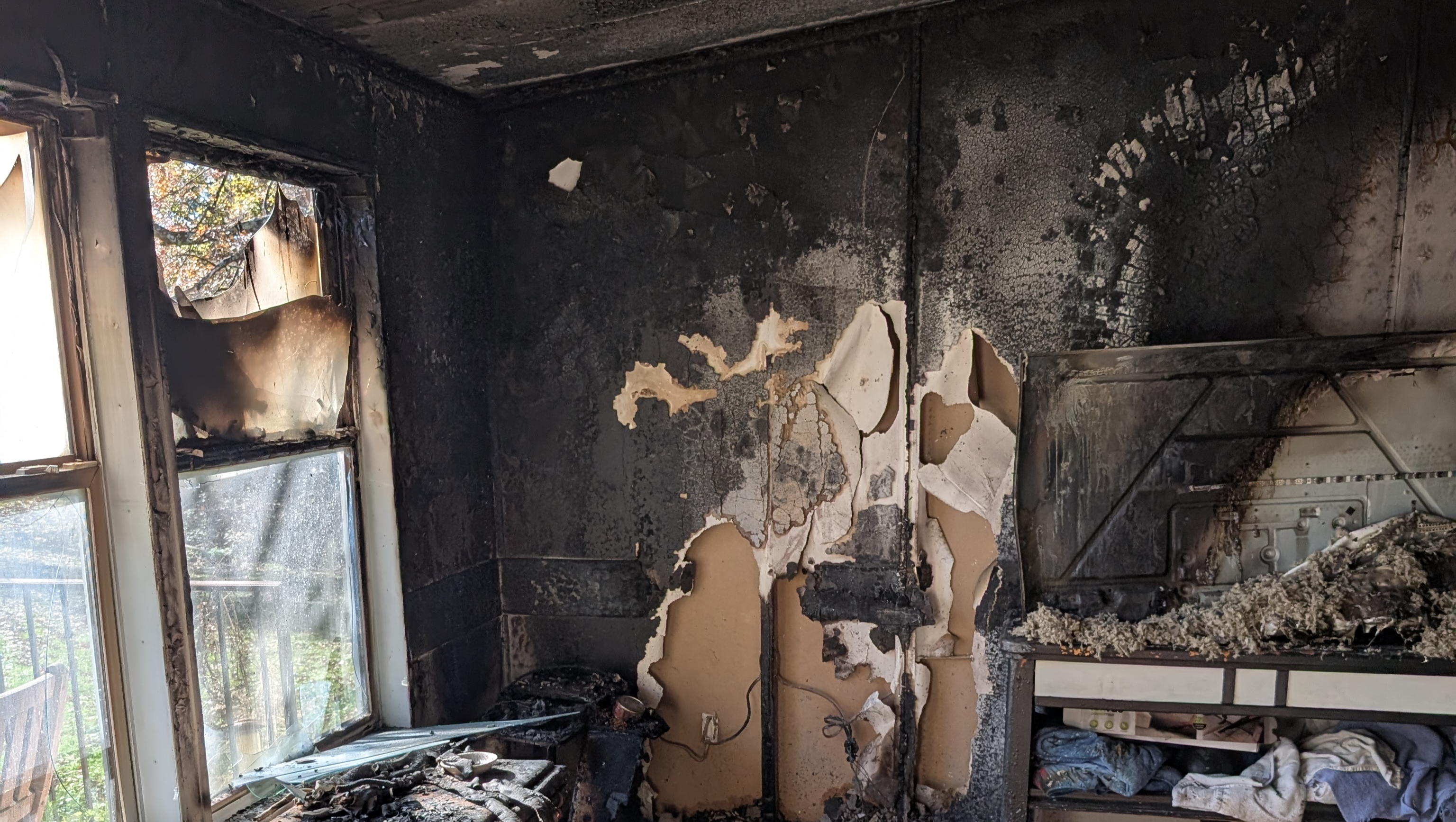 Fundraiser by Nicole Riggs : Devastating Fire Leaves Family Homeless