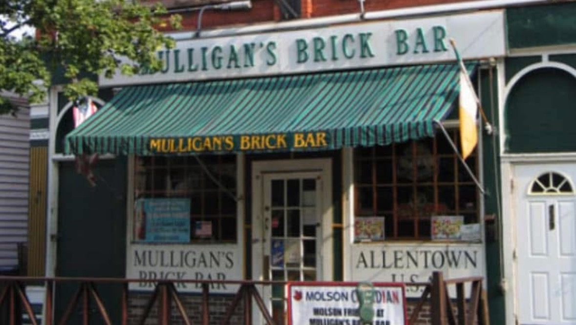 Fundraiser by Melissa Dreyer McCarthy : Mulligan’s Brick Bar Employee ...