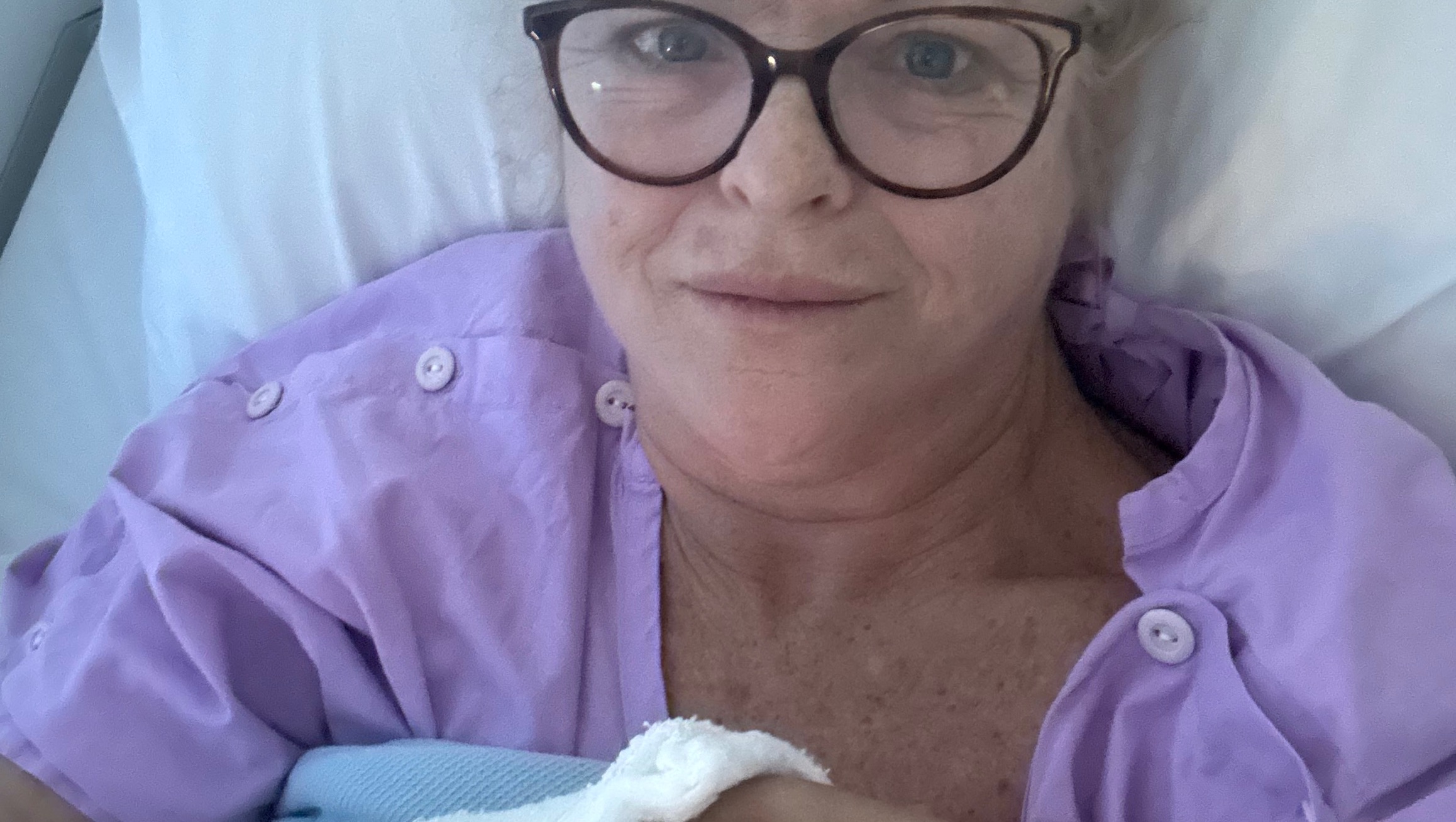 Help Janelle recover from her accident photo