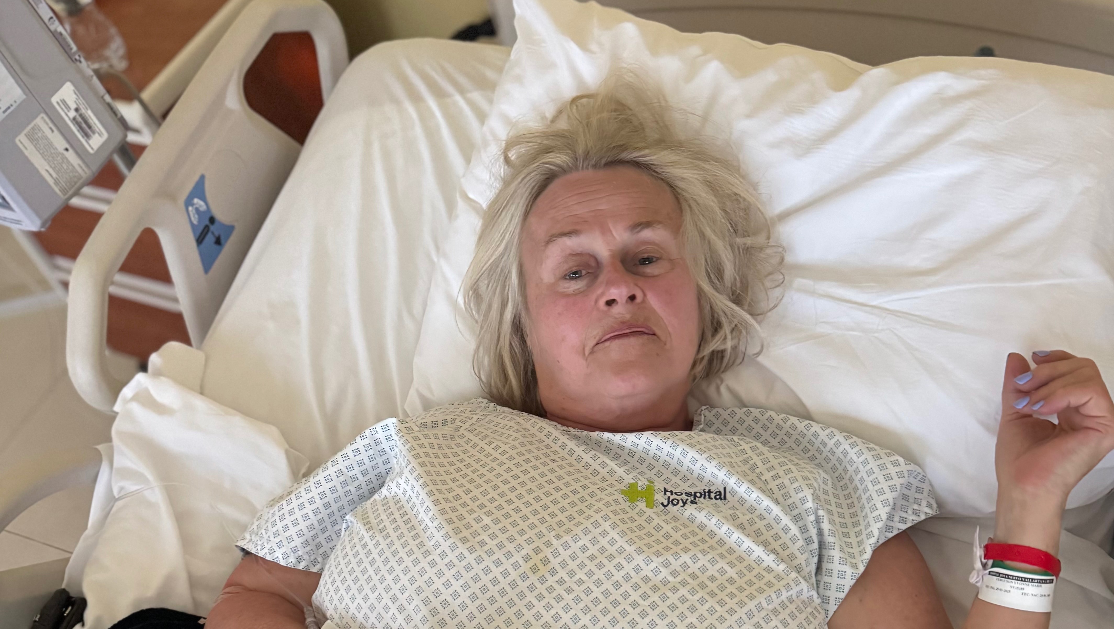Help Yvonne Marie Ferguson Recover in Mexico photo