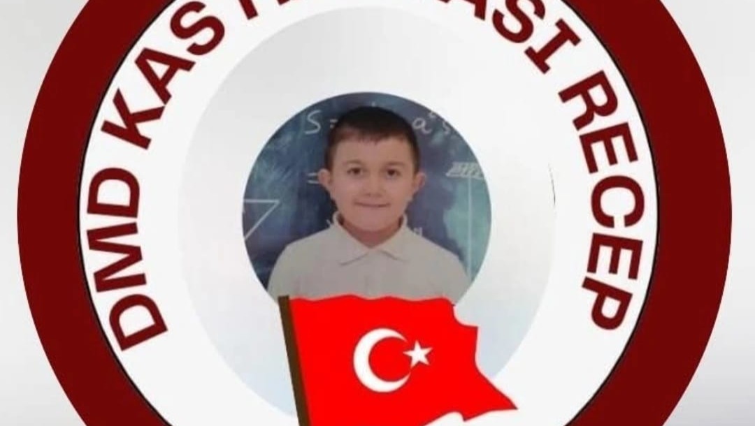 Help, Recep Açıkgöz'e yardım edin. photo