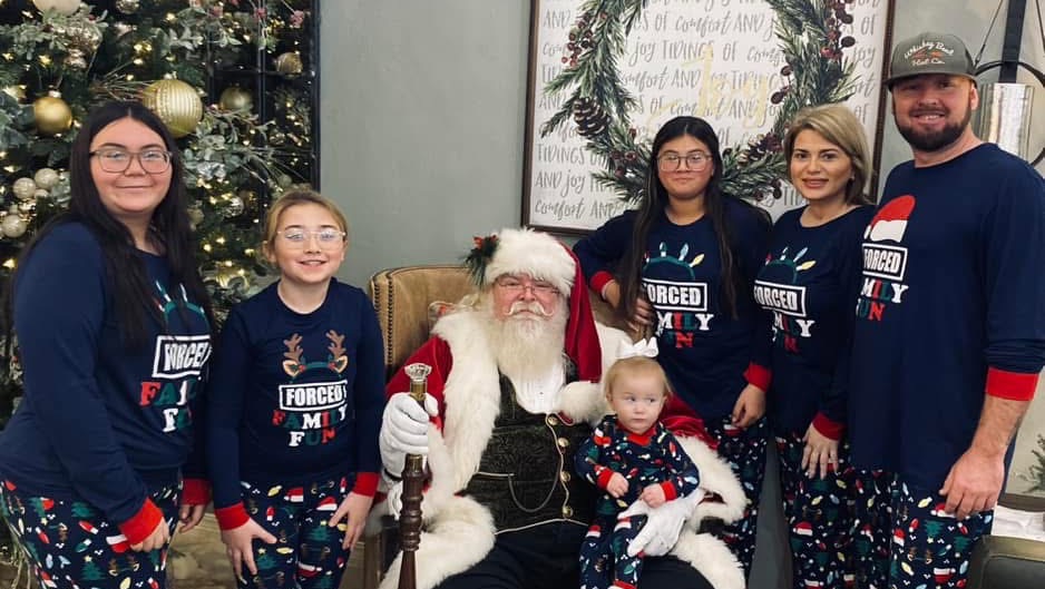 Support Kyra and Andrew's Family After Fire photo