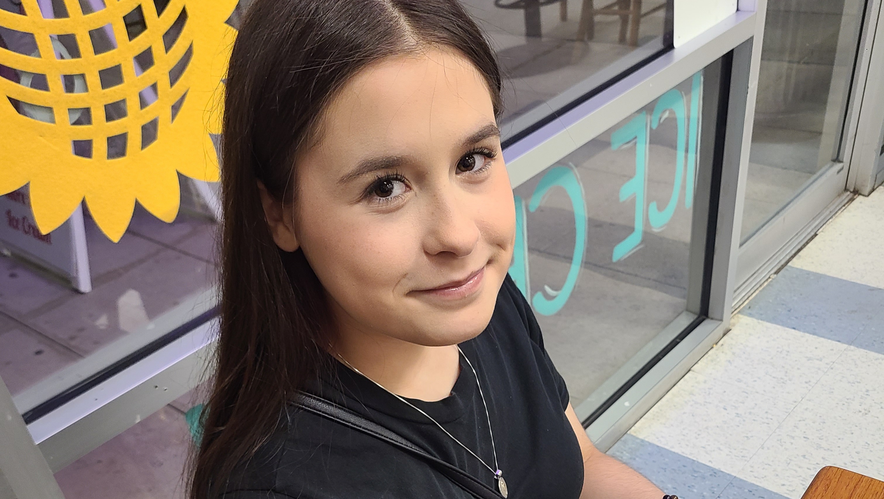 Elizabeth Bourgine'S Health Crisis: A Family'S Struggle - u6kwh6n