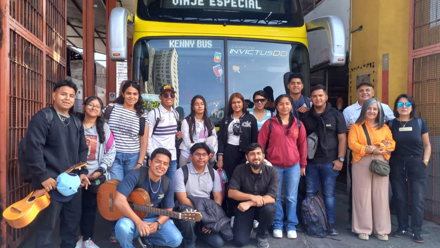 Help a Youth Group from Chile to see the Pope photo