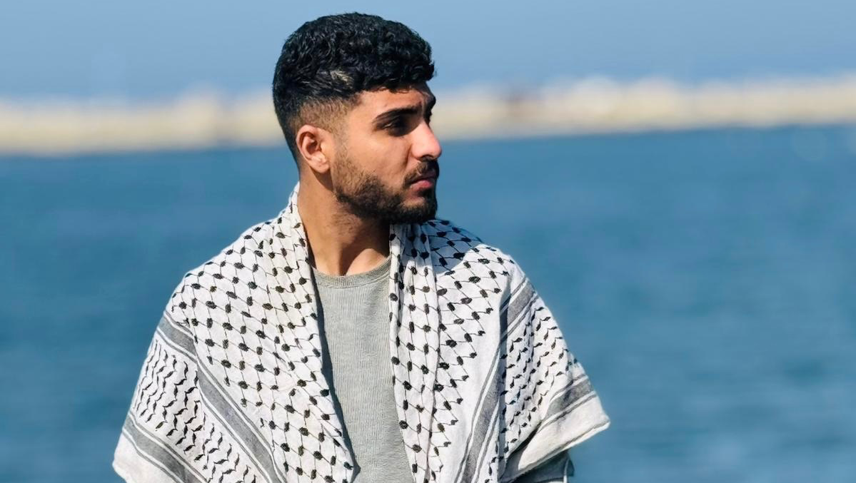 Support Ahmed and his family in buying food and treatment photo