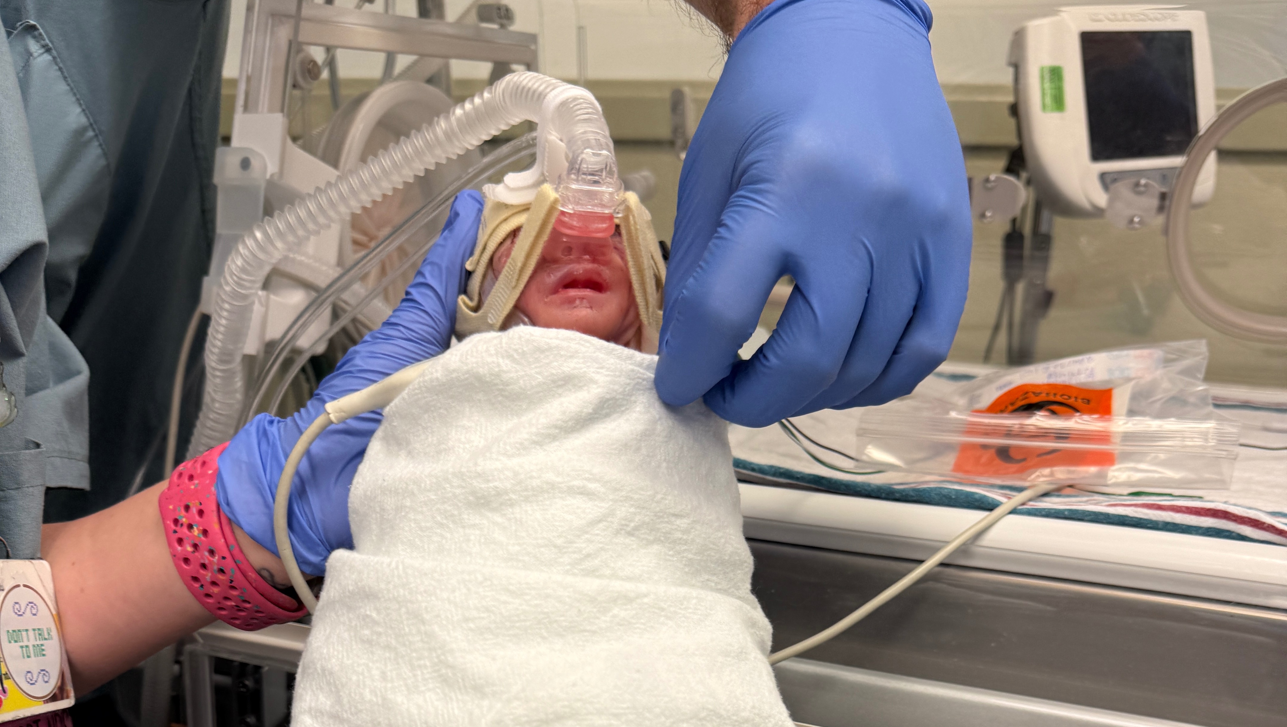 Donate to Baby Eloise Jane's Funeral and medical expenses. photo