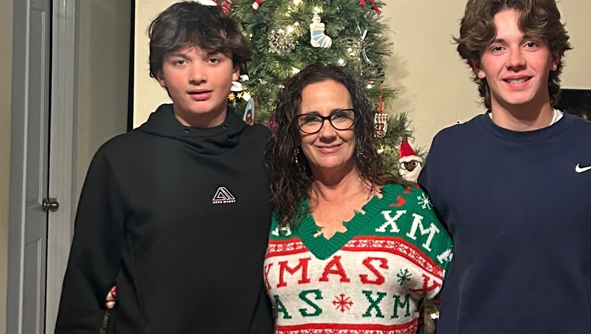 Fundraiser for Danielle Macfarlane by Michelle Ruggiero : Help the ...