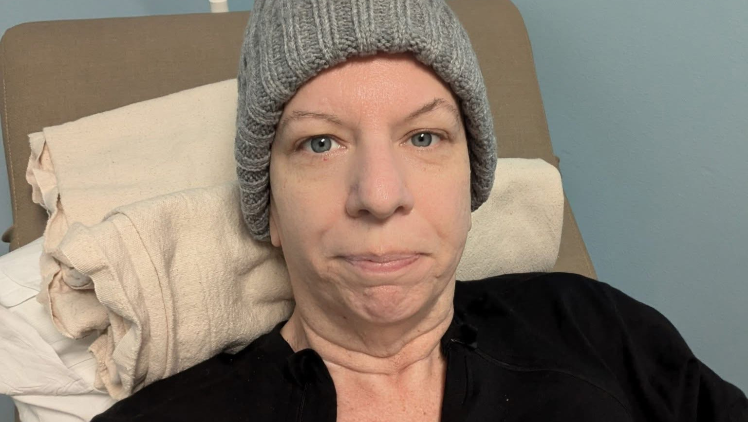 Stand By Carol & Mike's Side to Support Her Cancer Battle photo