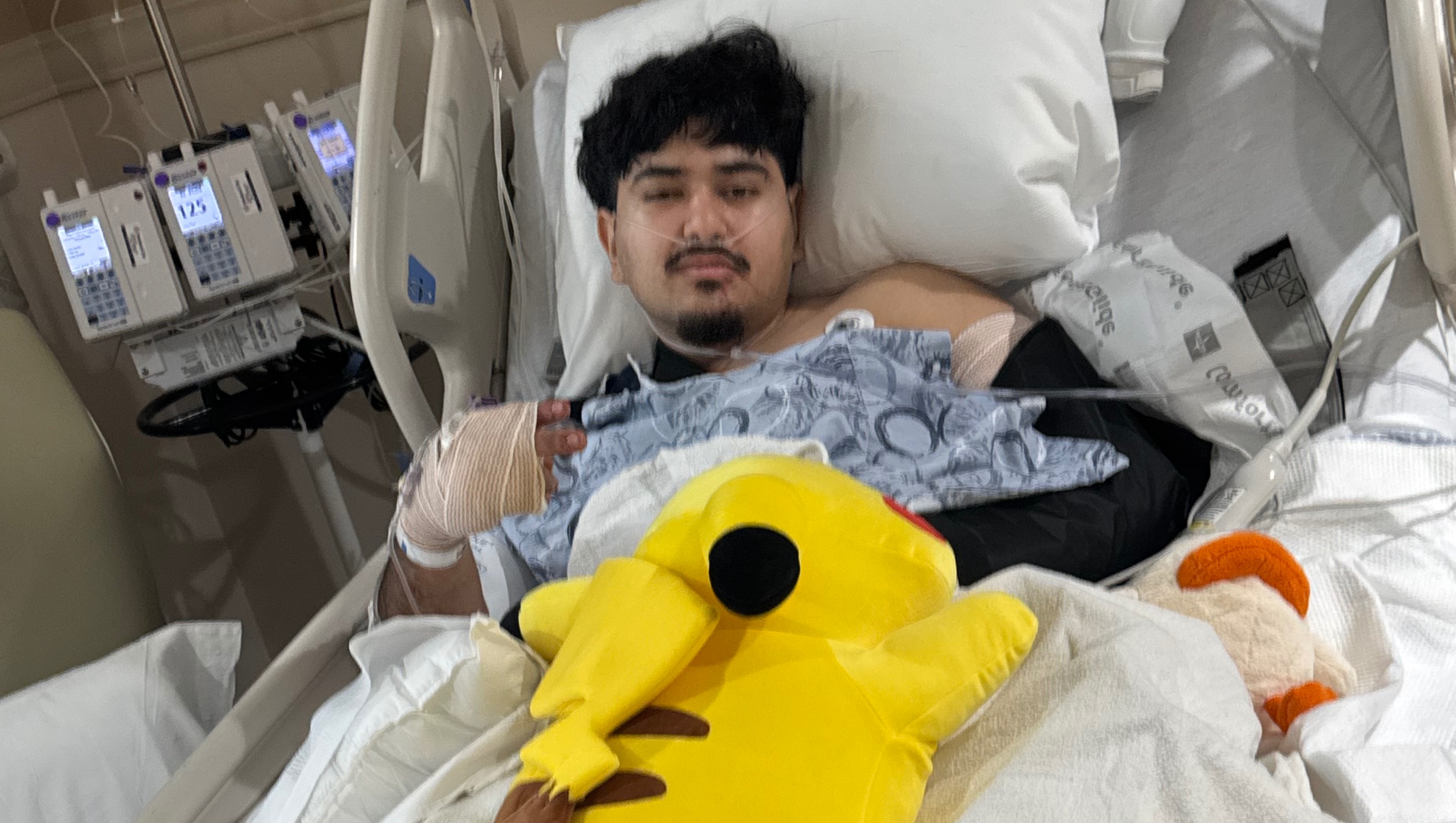 Aid Alexis Soto's Recovery After Accident photo