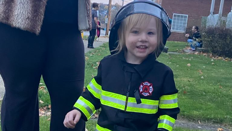 Comfort Melina and Alex in Their Darkest Hour photo