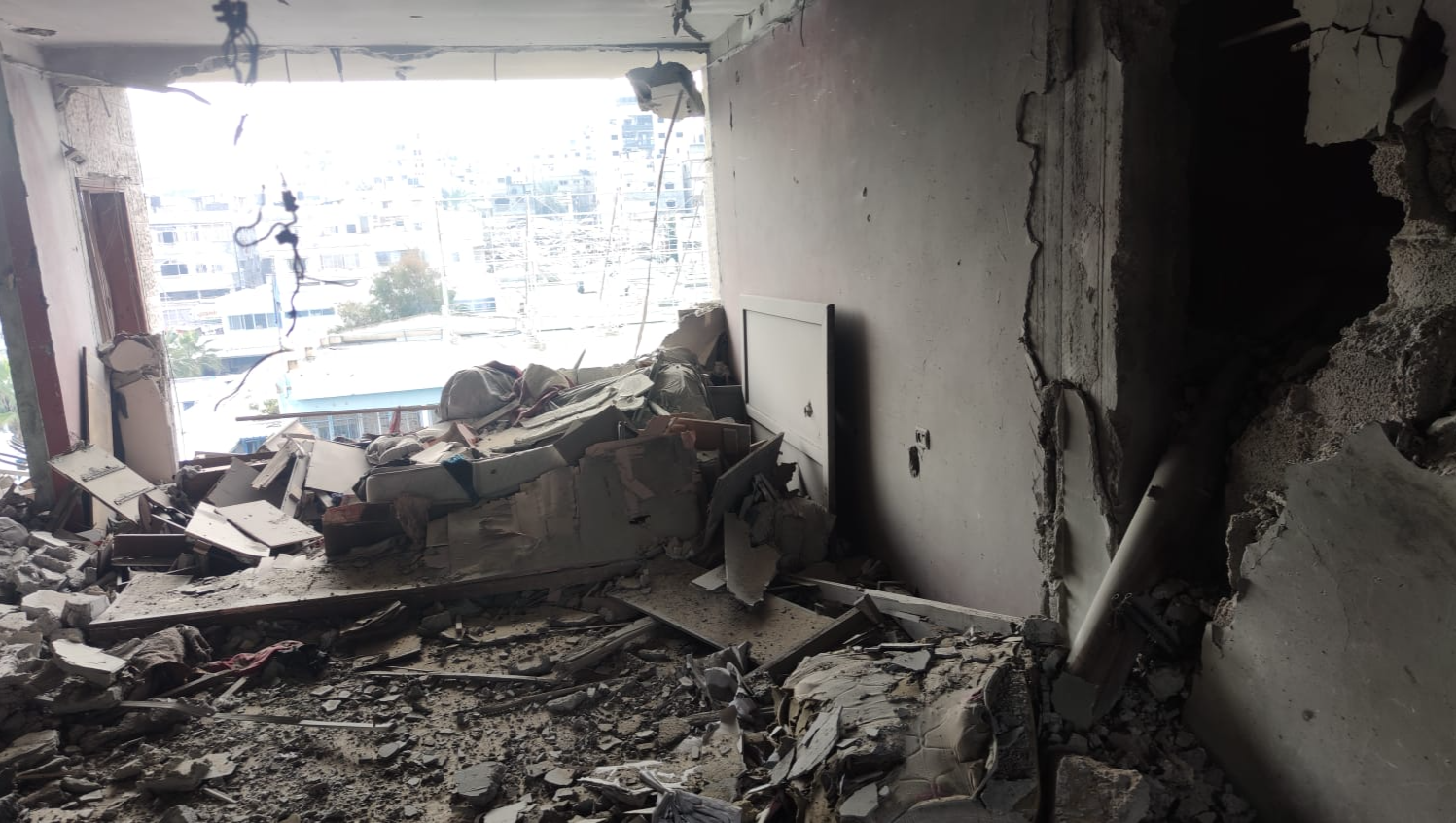 Mo’men Lost Everything in Gaza—Help Him Start Over photo
