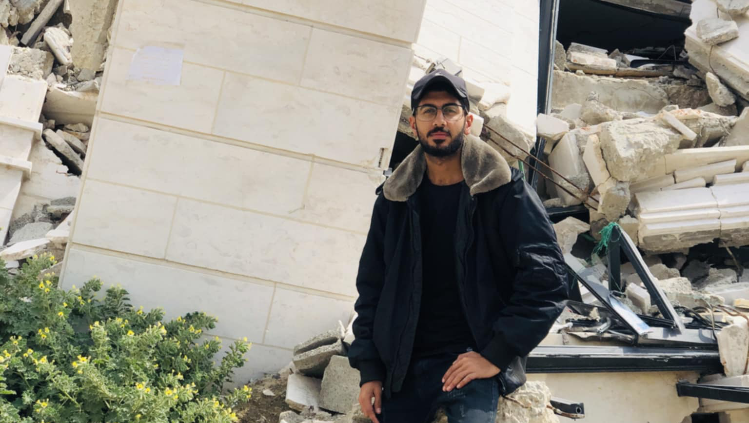 The Abu Bakr family from Gaza is in urgent need of support photo