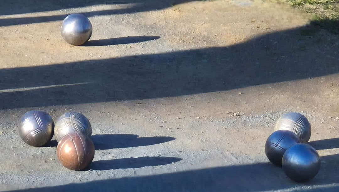 Die Kugeln rollen in Merken - Gemeinsam für eine Boulebahn photo