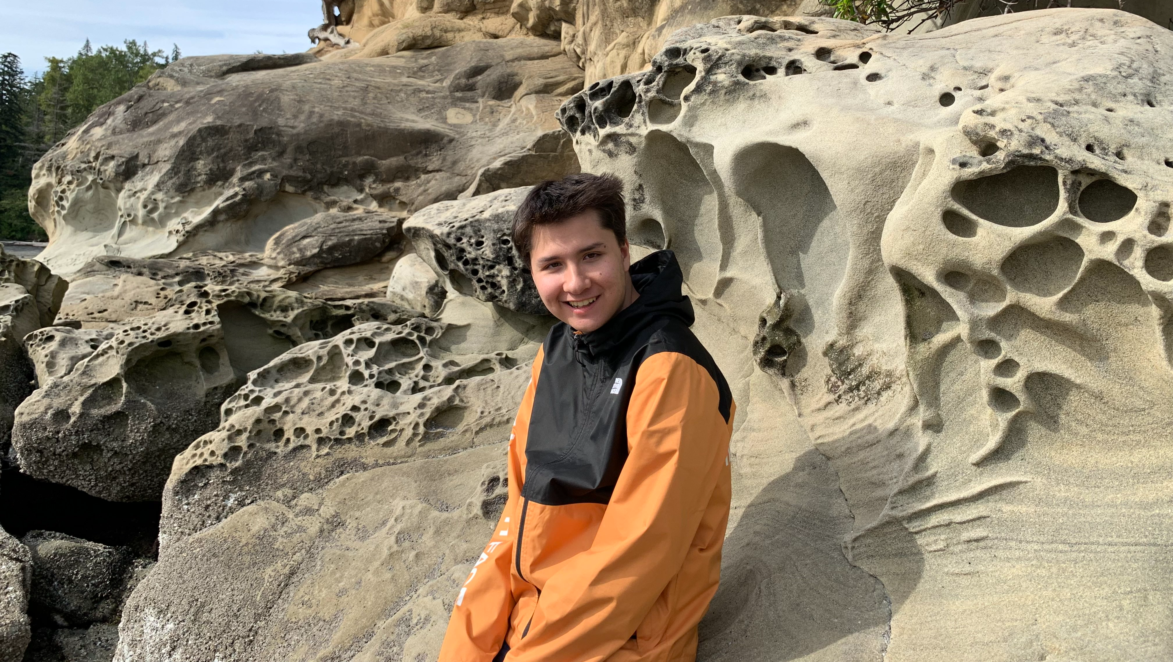 Help Us Find Jonathan Hoang - Endangered & Missing Person pinned link photo