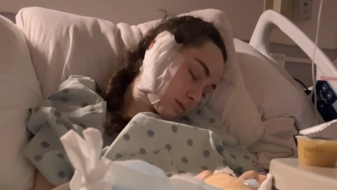 Audrey, professionelle de la santé de chirurgie en chirurgie photo