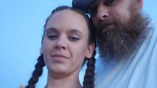 JD United Us; Let's Support His Wife photo