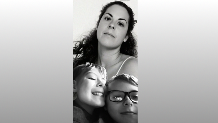 Help a Single Parent in Need During Cancer Testing photo