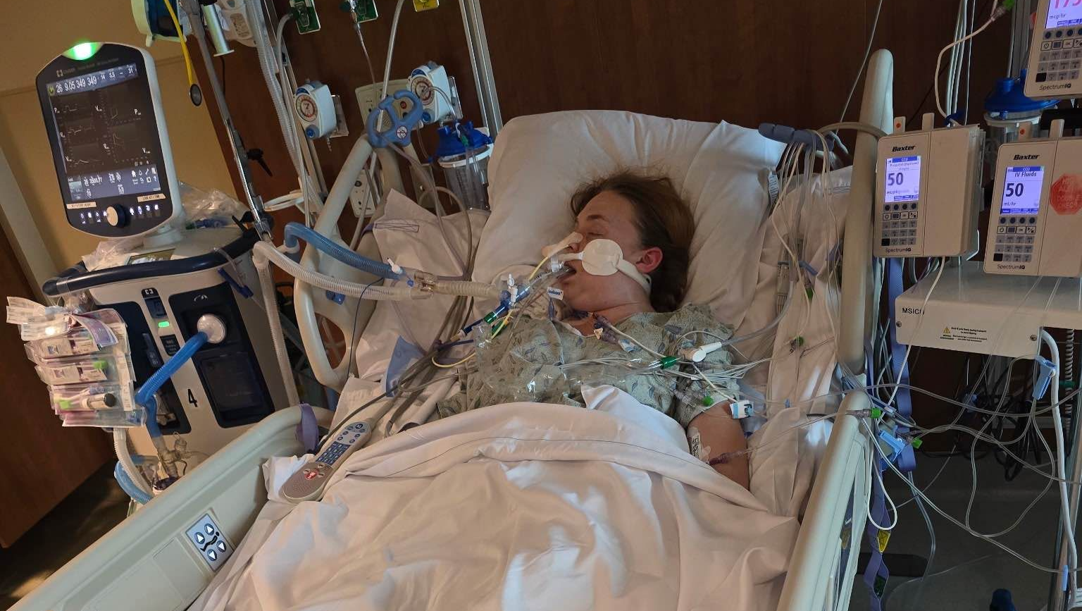 Help Chelsea Barnes with her hospital bills photo