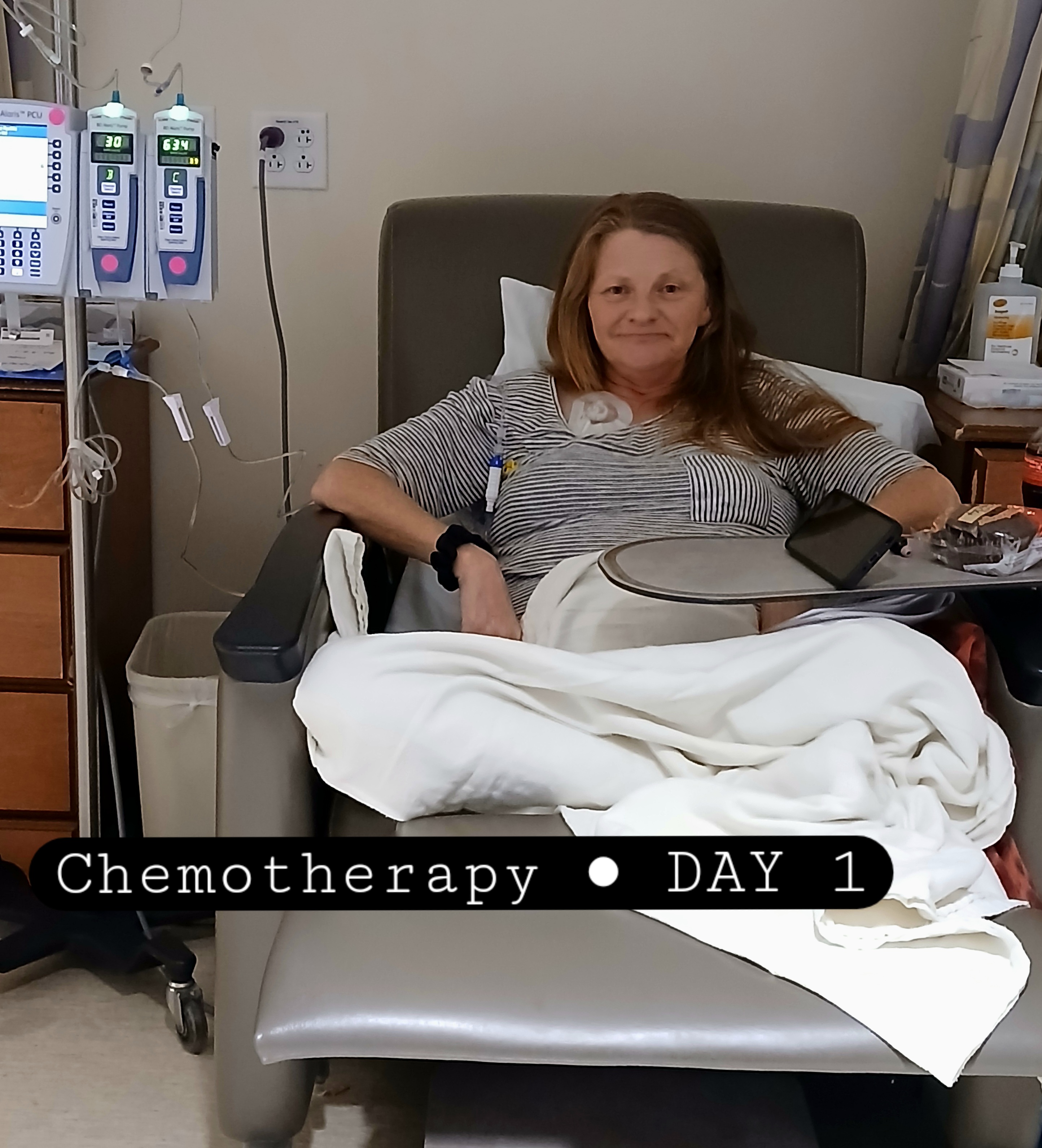 Help Us Fight Against Stage 4 Cancer—Support for Sami's Mom! campaign photo, 4 of 8