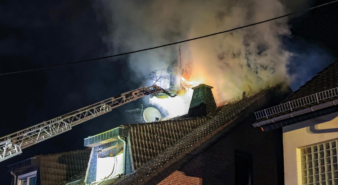 Brand im Haus eines DEL Betreuer Kollegen campaign photo, 2 of 4