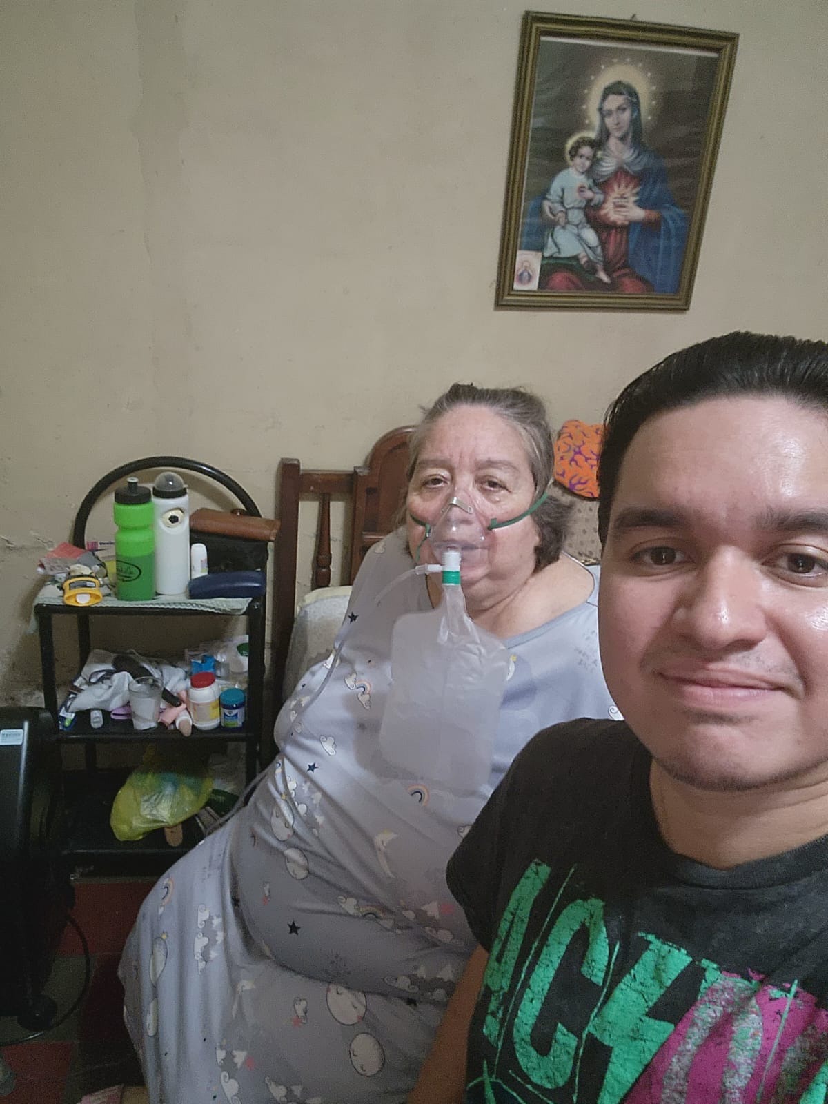 Foto de la campaña Help for my dear mother's medical treatment, 7 de 8