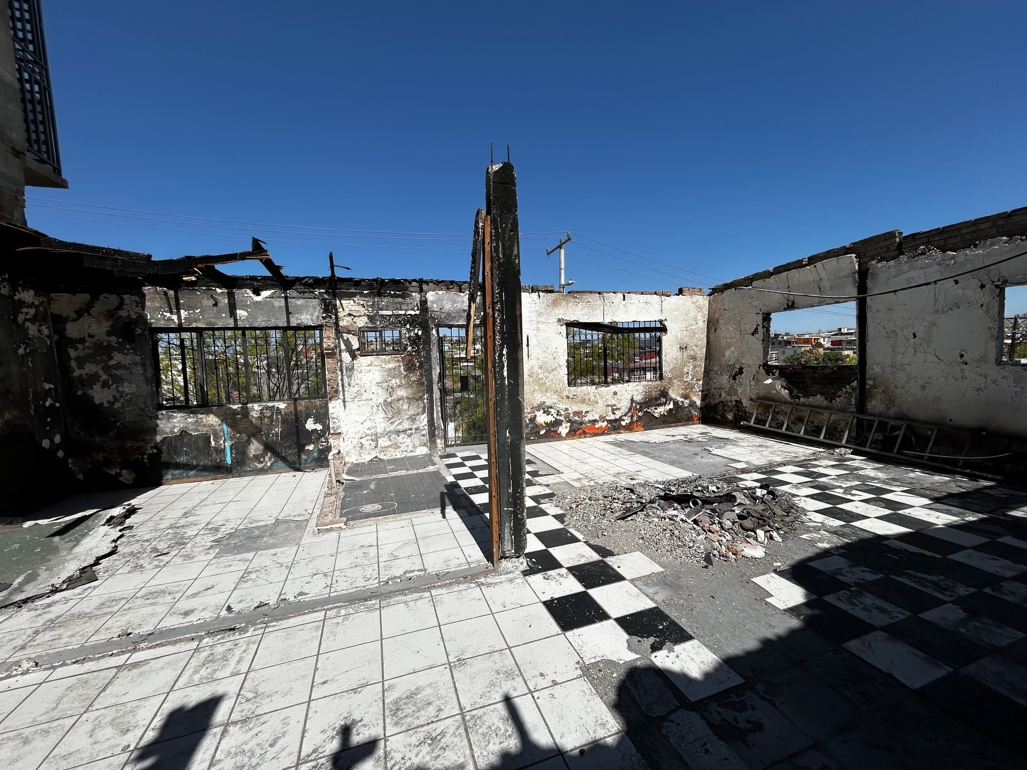 Ayuda a reconstruir la casa de mi madre. campaign photo, 2 of 4