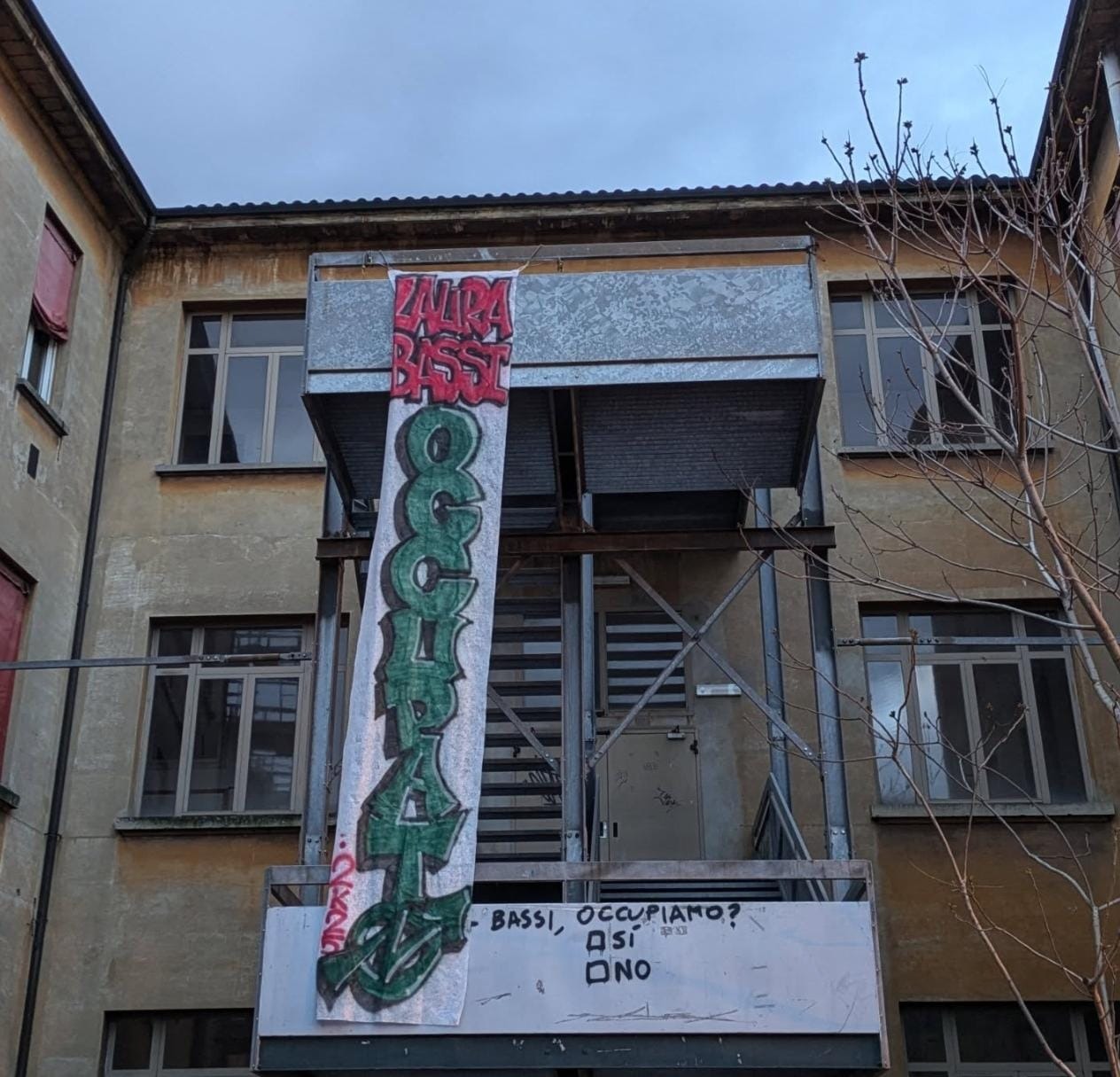 Foto della campagna Danni occupazione Liceo Laura Bassi, 2 di 3