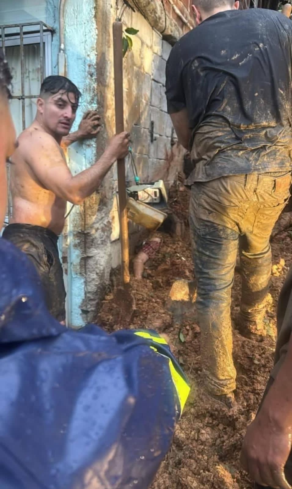 Aid Needed for Mudslide Victims in Sabaneta campaign photo, 2 of 6