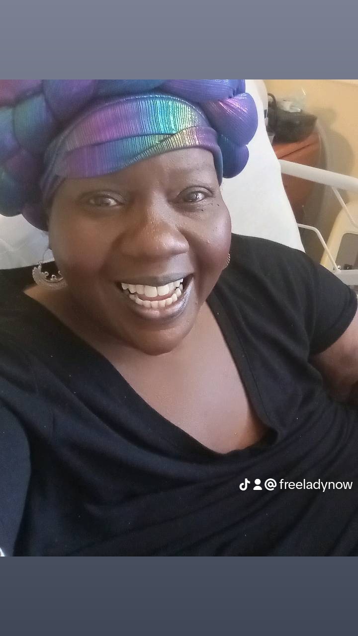 Help Clesia Smith Overcome Financial Struggles campaign photo, 2 of 5