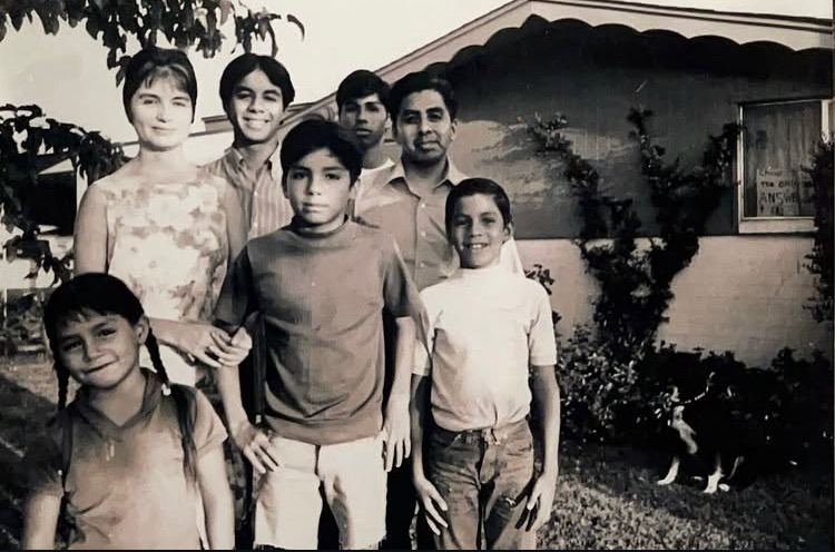 Support the Hernandez Family's Urgent Move campaign photo, 6 of 7