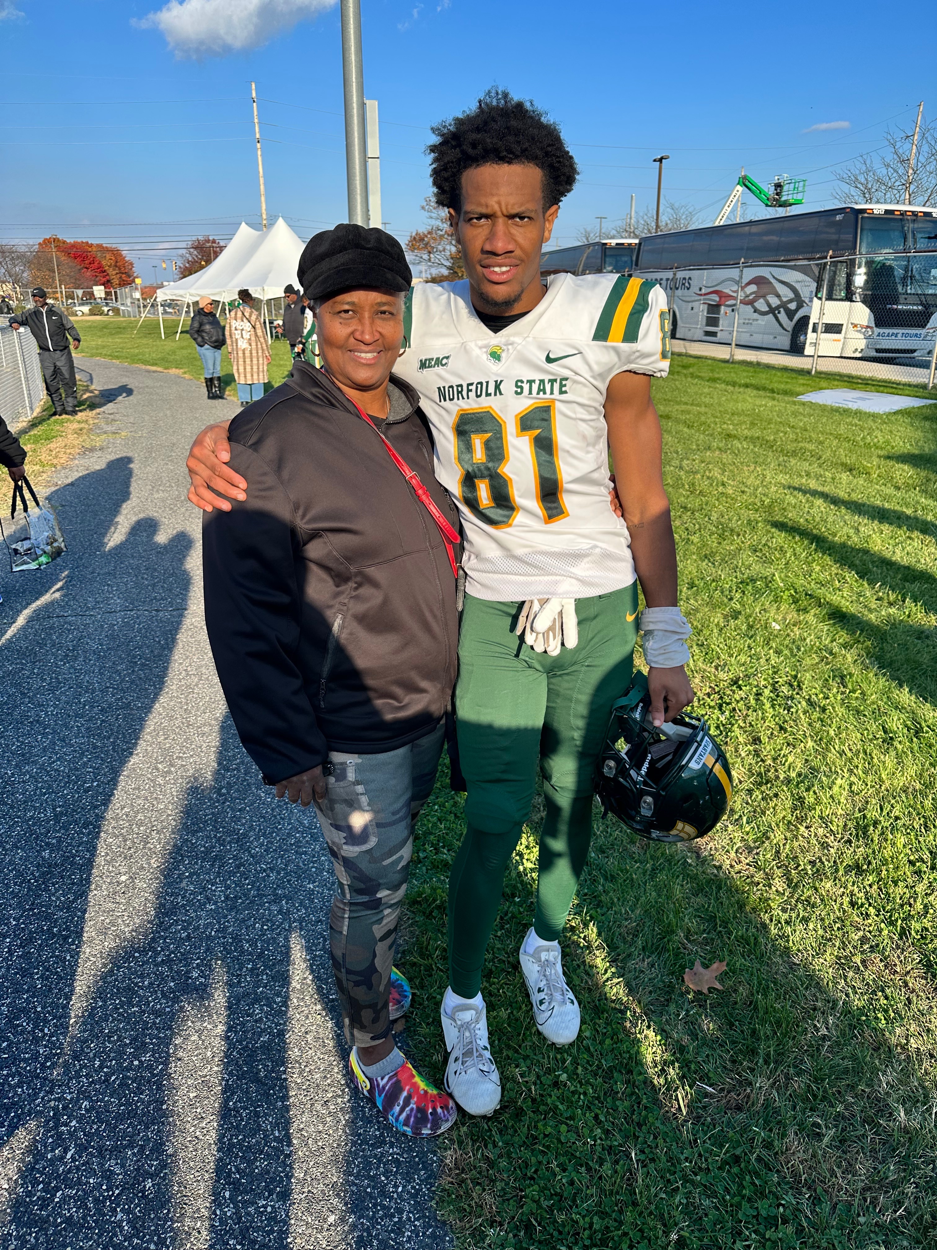 Support Elyjah Mitchell's Football Dream campaign photo, 6 of 7