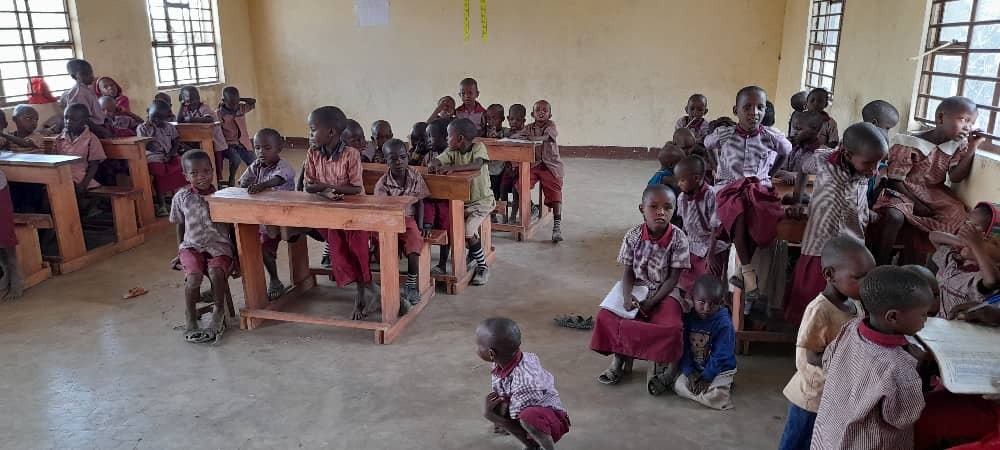 Help een klaslokaal bouwen in het Maasai-gebied campaign photo, 4 of 5