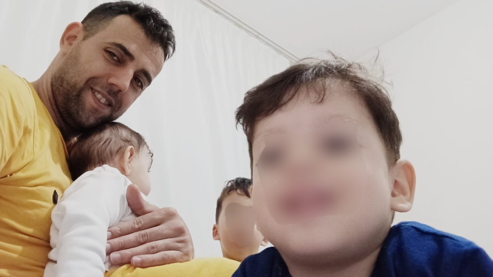 Help Ahmet Save His Arm and Support His Family whith 3 kids campaign photo, 2 of 4