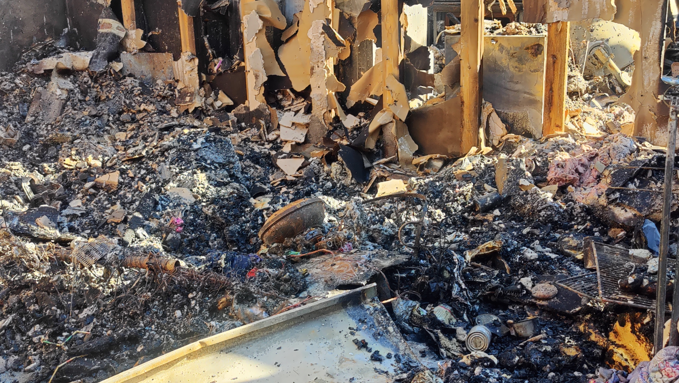 Fundraiser by lana hewitt : Family of Seven Faces Loss After Fire