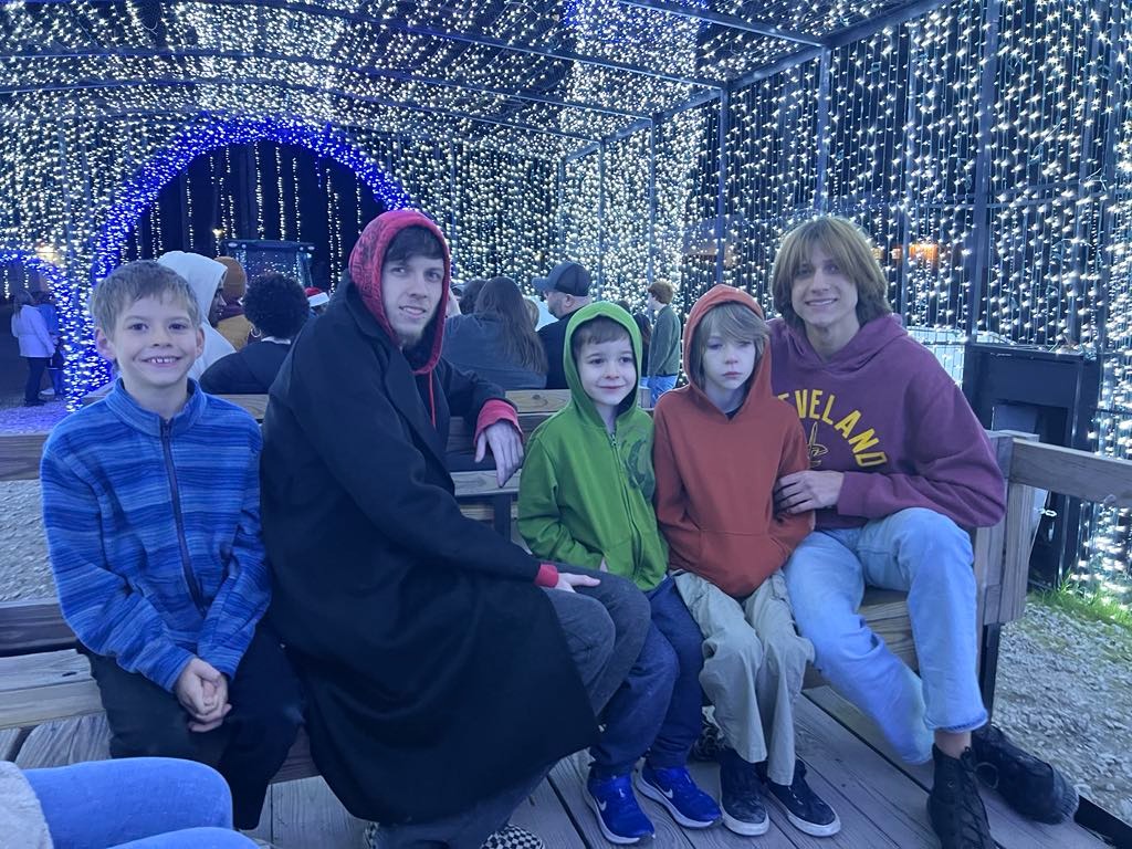 Help Traci and Her Sons Rebuild After Fire campaign photo, 6 of 7