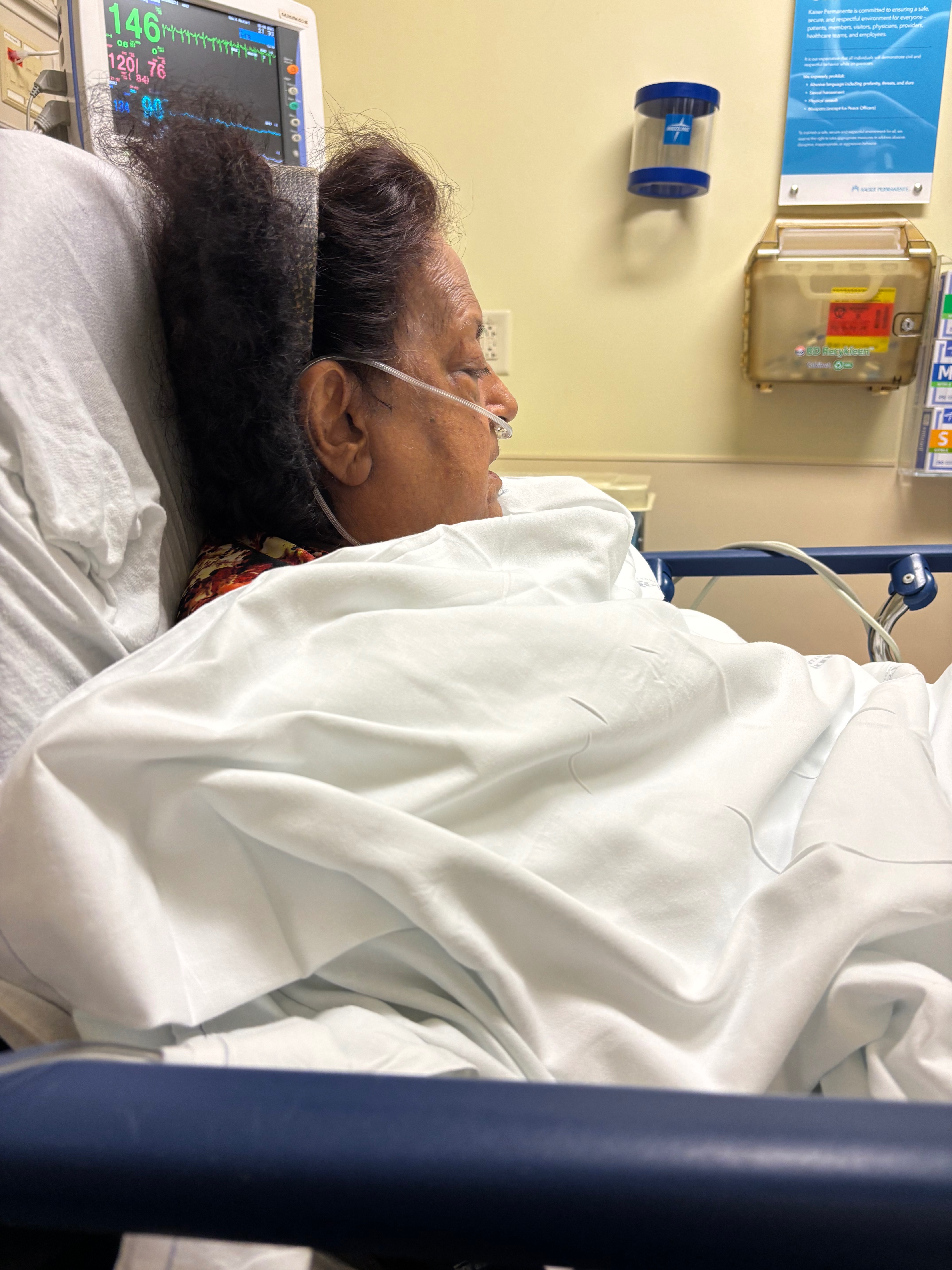 Support My Mom's ICU Recovery Journey campaign photo, 2 of 4