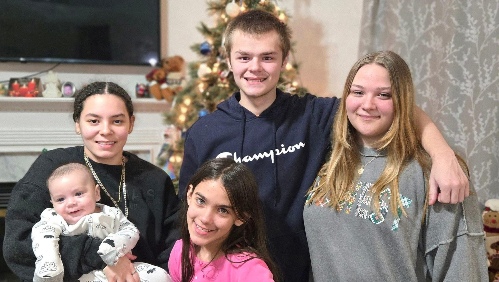 Help a Family Move During Cancer Battle photo