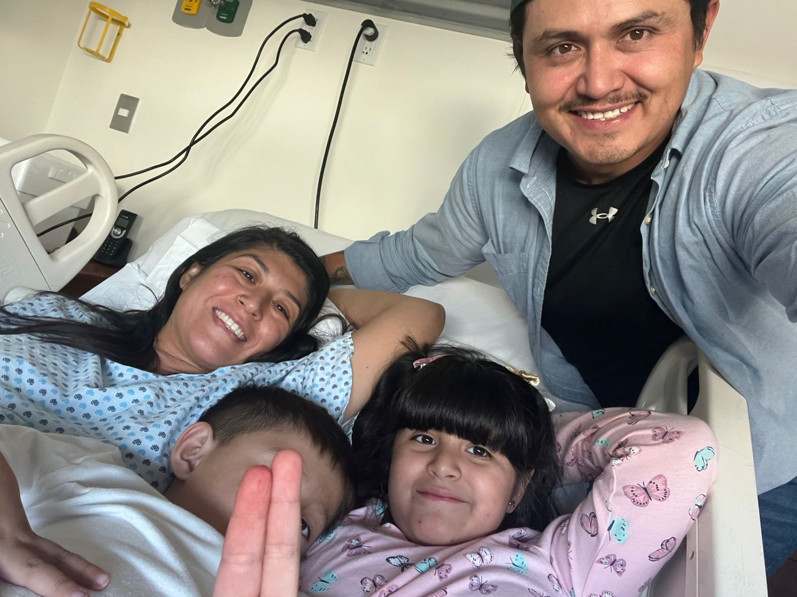 Hoy necesito de ti en mi lucha contra el CÁNCER campaign photo, 2 of 6