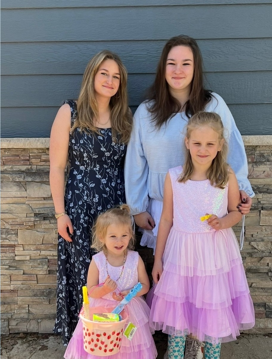 The Thomas Family campaign photo, 5 of 8