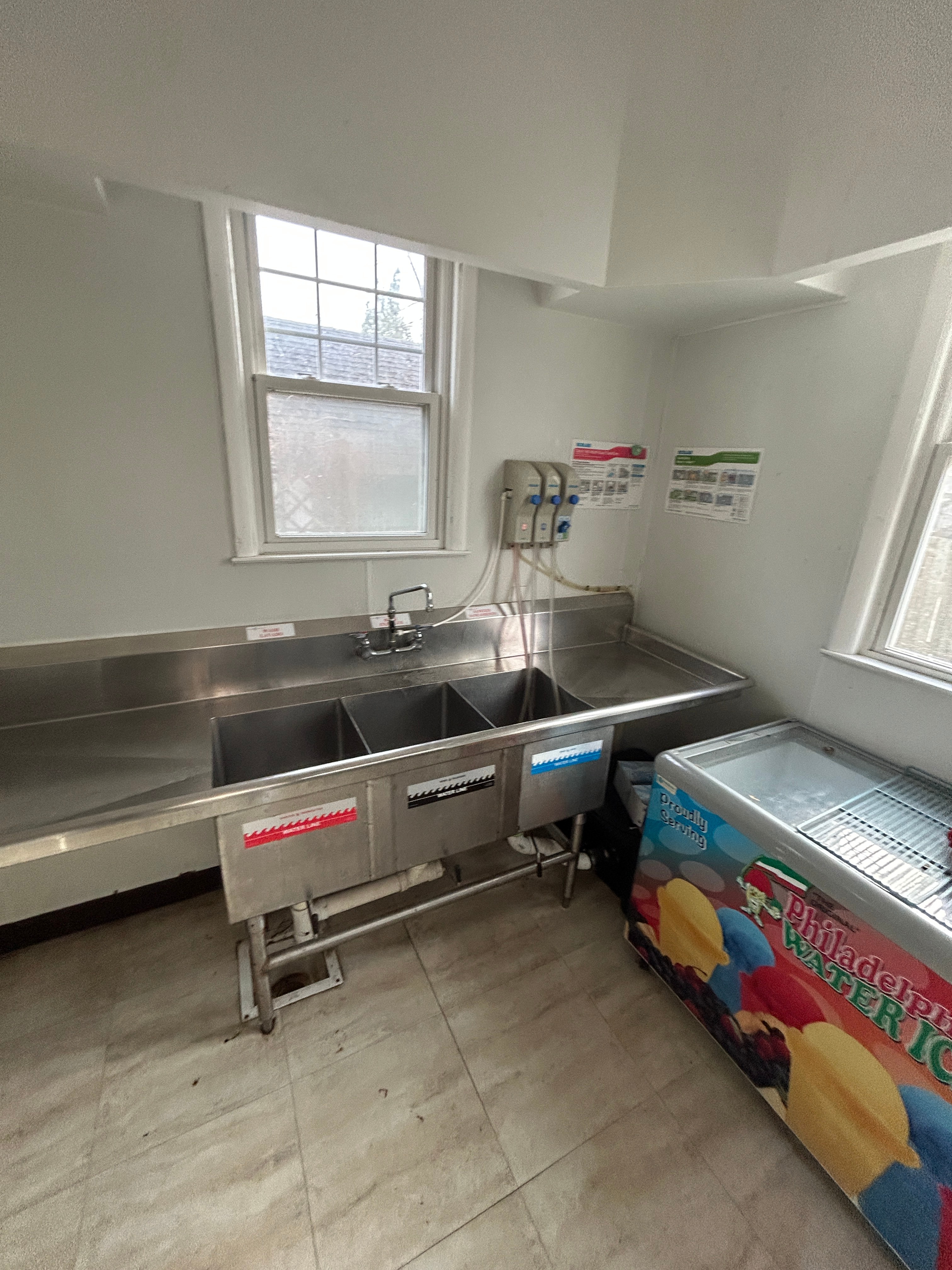 Pike's Kitchen Crisis: Your Help Needed campaign photo, 4 of 7