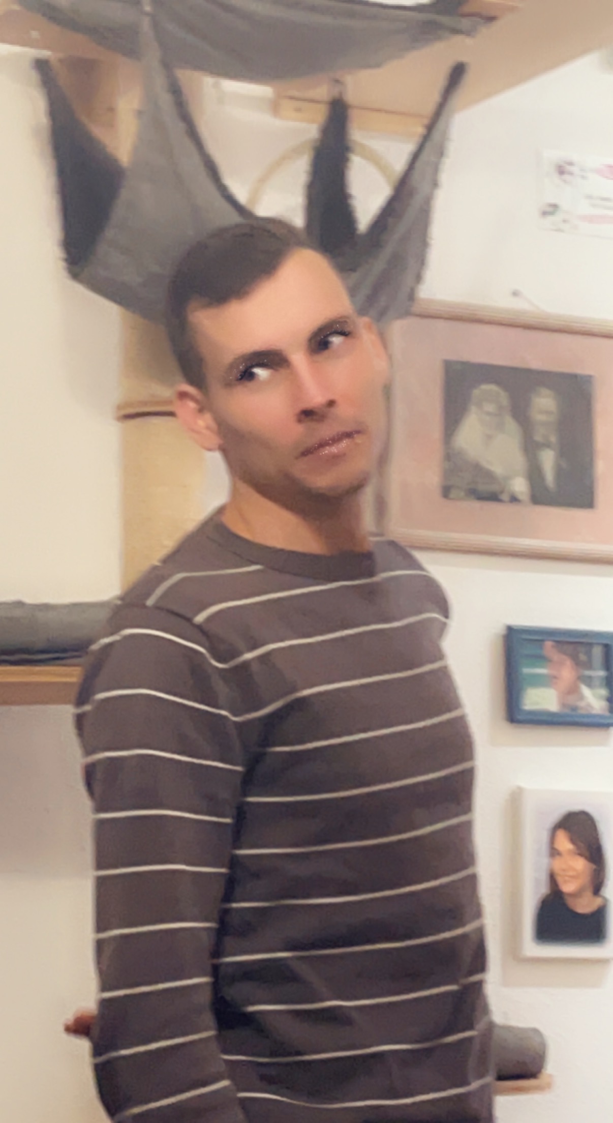 Ein großes Herz steht nun still - Mein Bruder campaign photo, 6 of 8